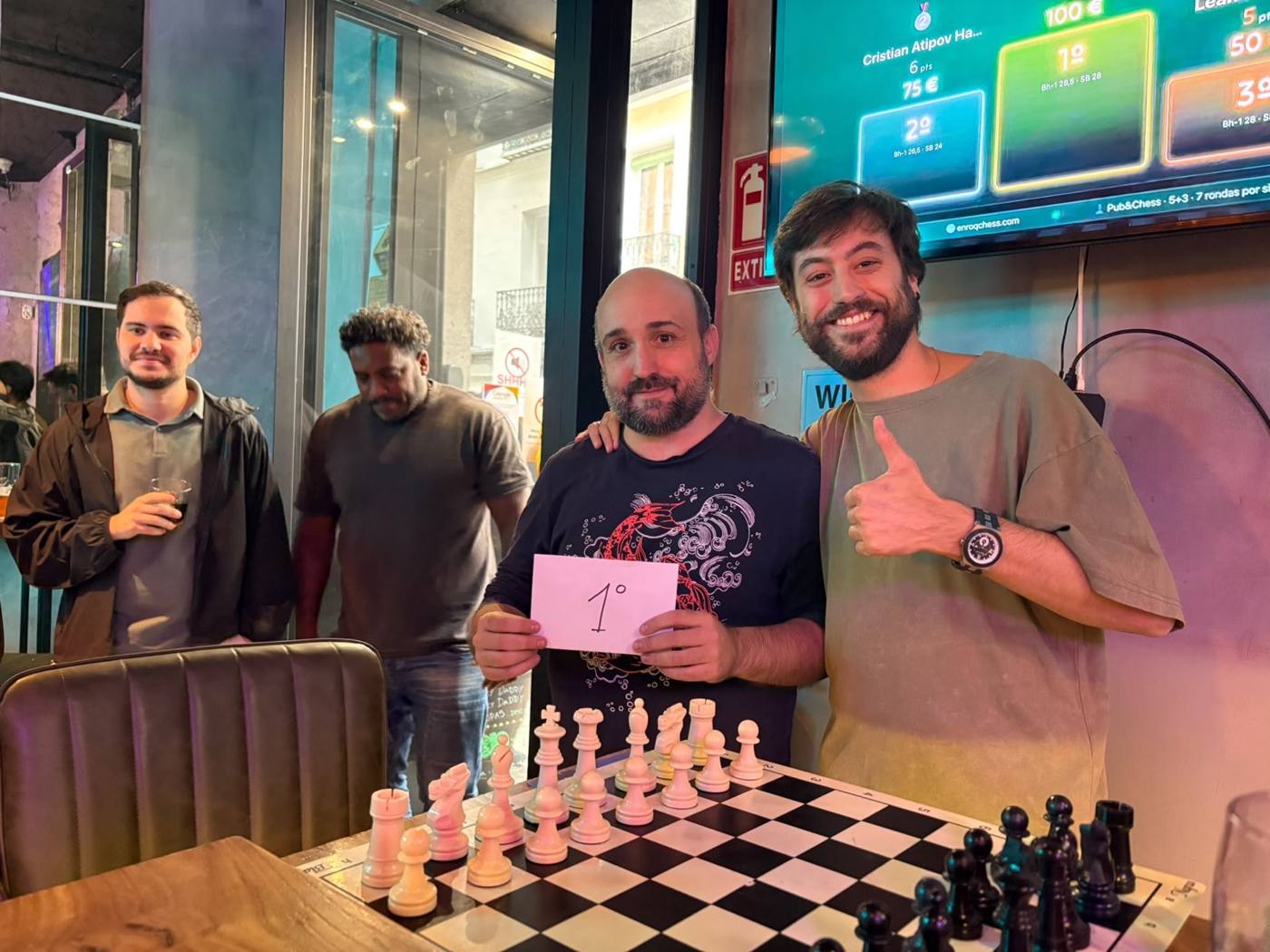 Entrega de premios del primer Pub&Chess